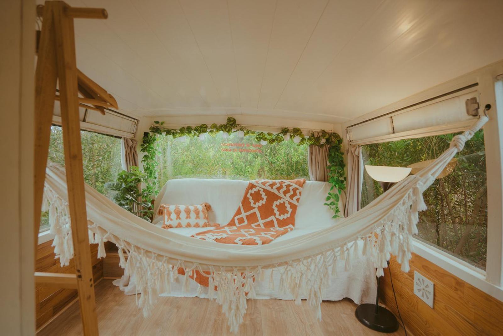 סינטרה The Amazing Inacio Bus Converted Home מראה חיצוני תמונה