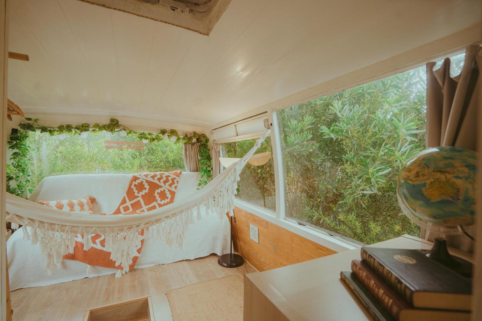 סינטרה The Amazing Inacio Bus Converted Home מראה חיצוני תמונה